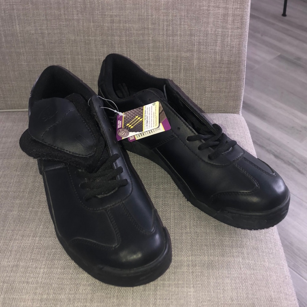Shoes for crews